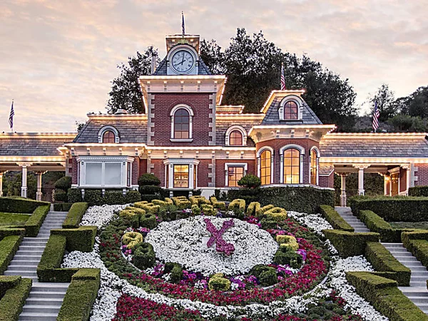 Michael Jackson’s ‘Neverland’ Relists for $31 Million—Or 70% Off